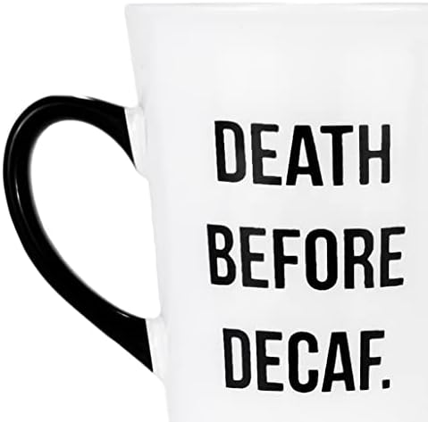 Кафеена чаша Amici Home Death Before Decaf 5,5 L x 4,25 W x 5,5 H, 20 грама, За кафе, чай или всякакви напитки, Черен надпис на бял чаша, може да се използва в микровълнова фурна и съдомиялна